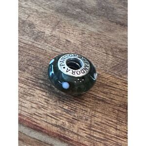 Pandora black and white Murano glass bead